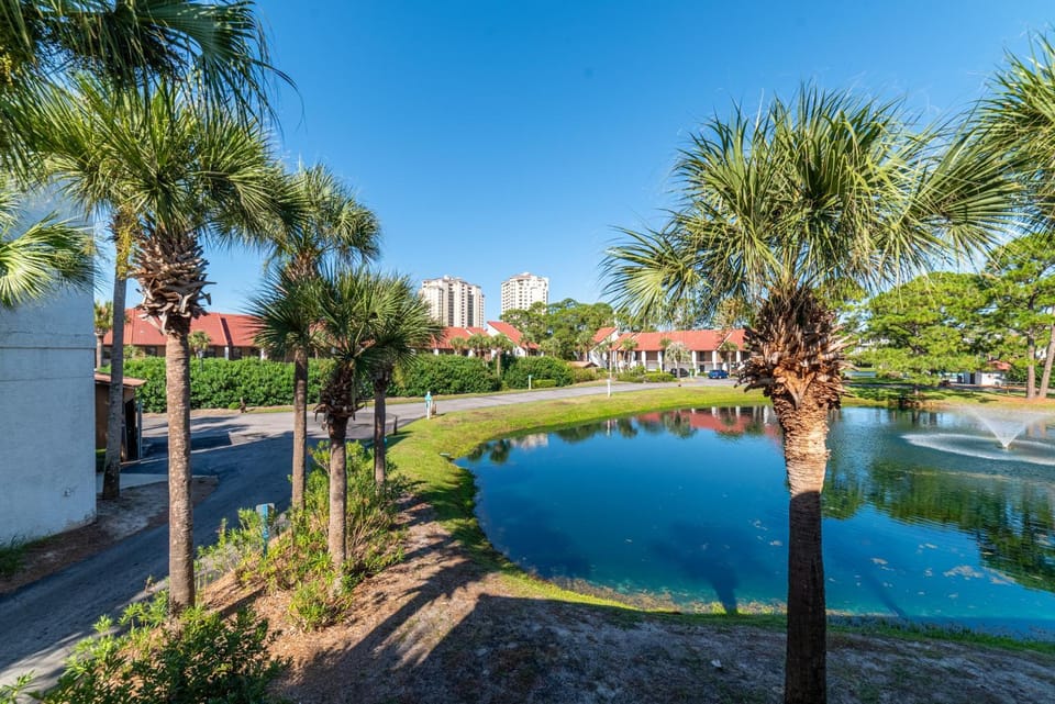 Edgewater Villa 3007 'Anchors Away' House in Panama City Beach