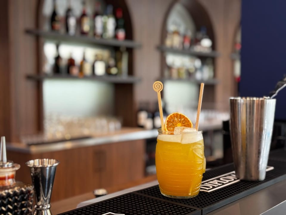 Lounge or bar, Lounge or bar, Food and drinks, Food, Drinks