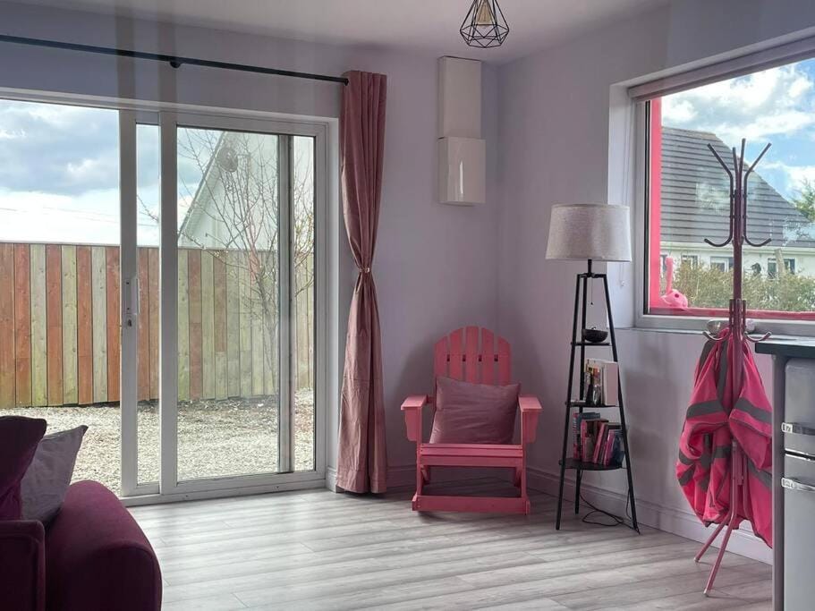 Casa Rosa Rural home Walk home includes steep hill and dark country road so car recommended House in County Cork