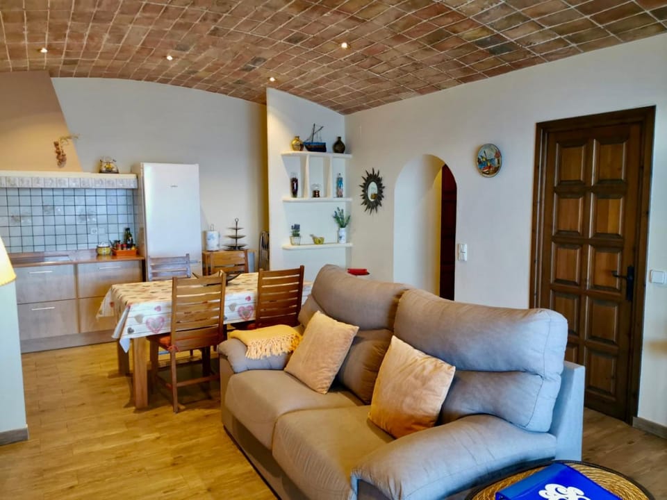 Kitchen or kitchenette, Living room, Dining area