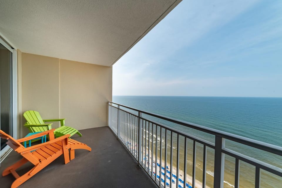 Emerald Beach 2234 'Seas The Dream South' House in Panama City Beach