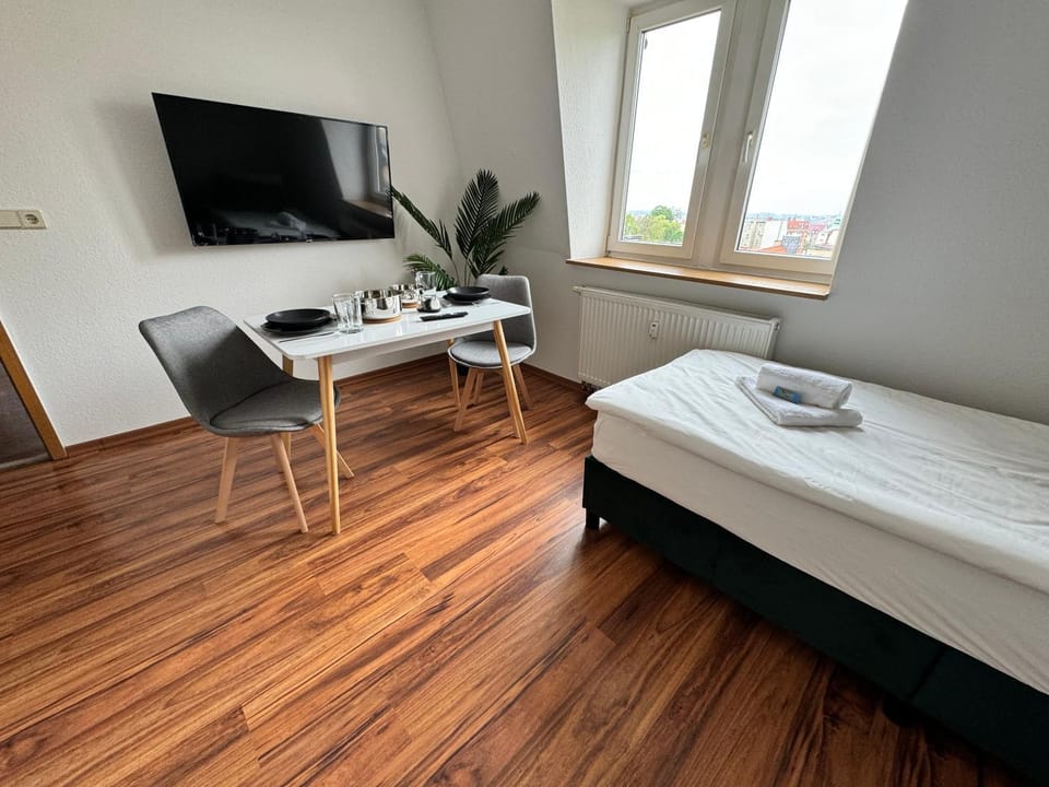 TV and multimedia, Bedroom