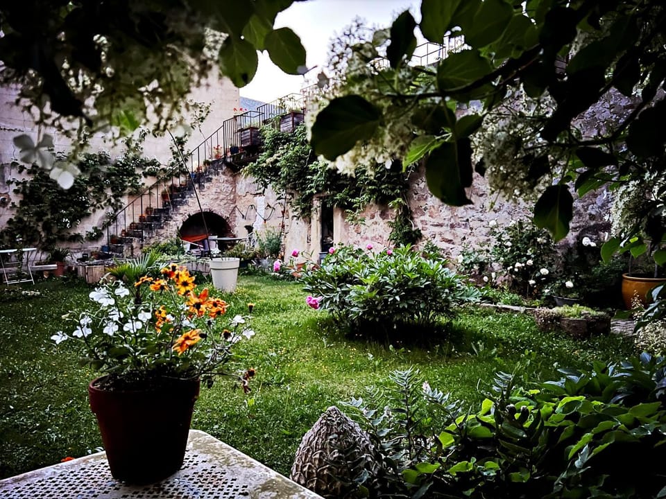 Inner courtyard view