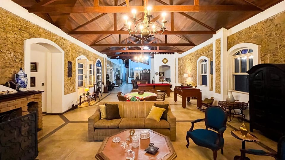 Seating area