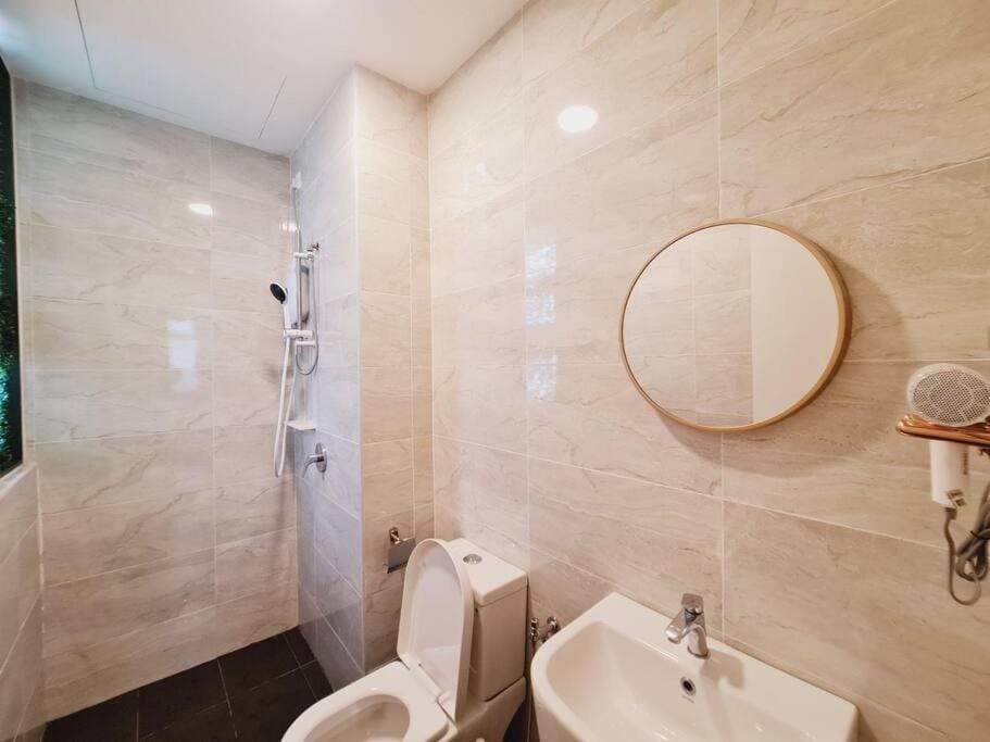New!2-7pax 2BR SKS Pavillion Condo near JB Customs Apartment in Johor Bahru