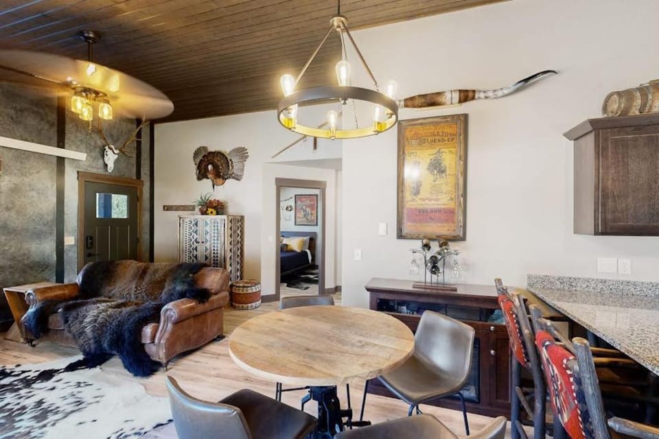 Rost Place Round-Up House in North Lawrence