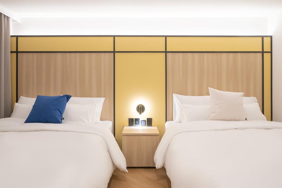 Bed, Photo of the whole room