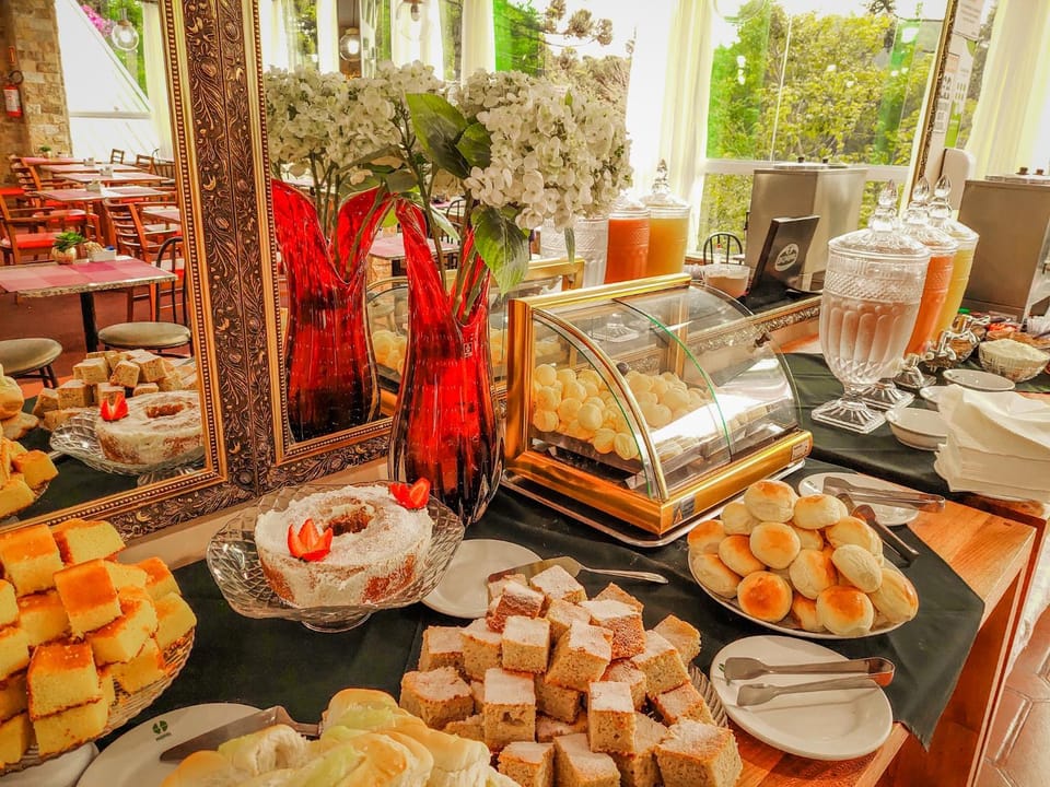Breakfast, Buffet breakfast
