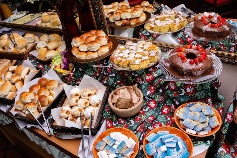 Breakfast, Buffet breakfast