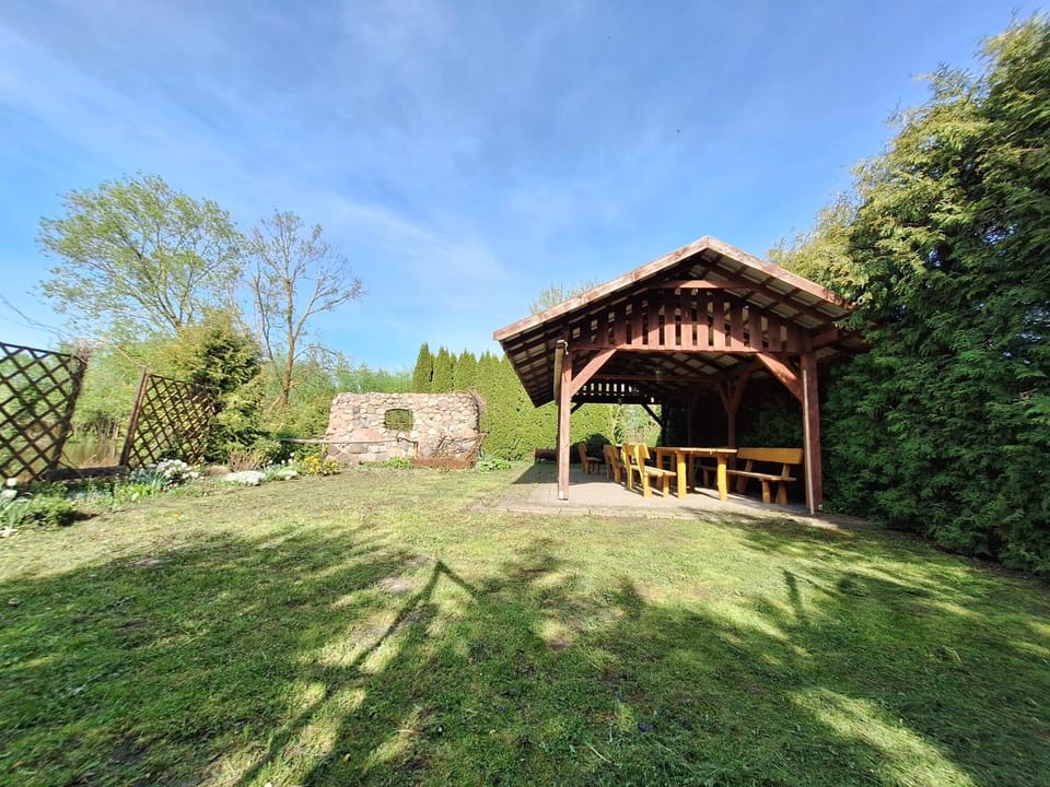 Węgorzewo- Dom nad stawem House in Lithuania