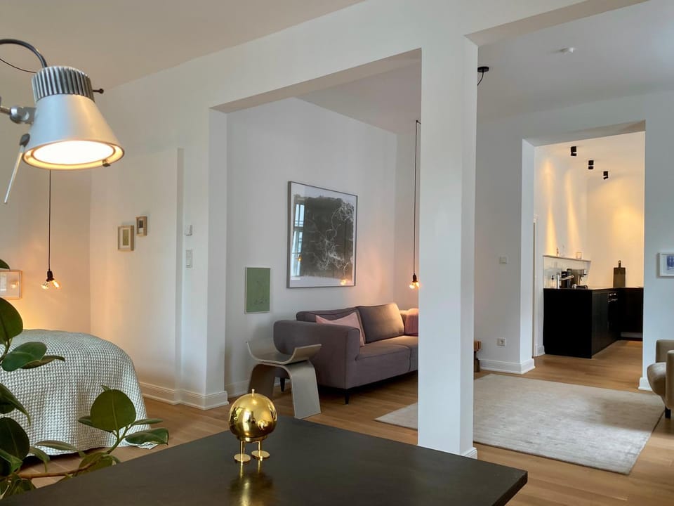 Bed, Living room, Photo of the whole room, kitchen