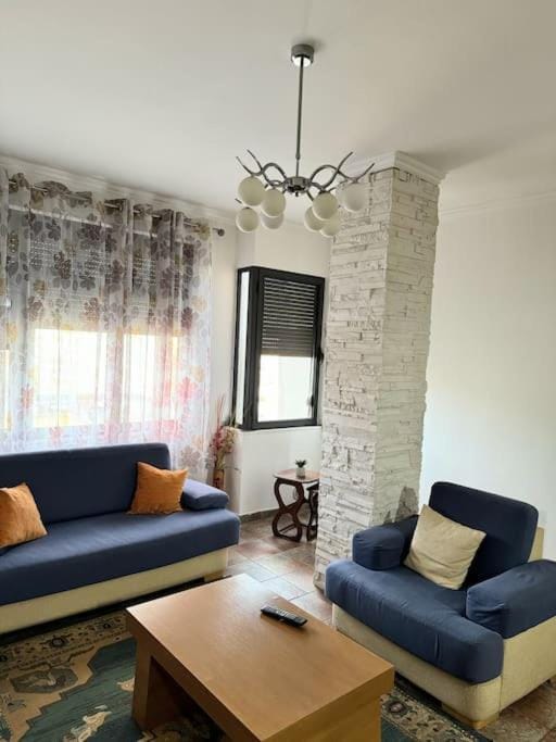 Hana's Apartment - Selvia Apartment in Tirana
