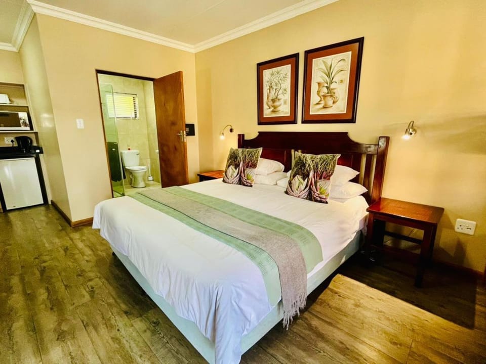 17 on Bird Guest House Bed and Breakfast in Western Cape