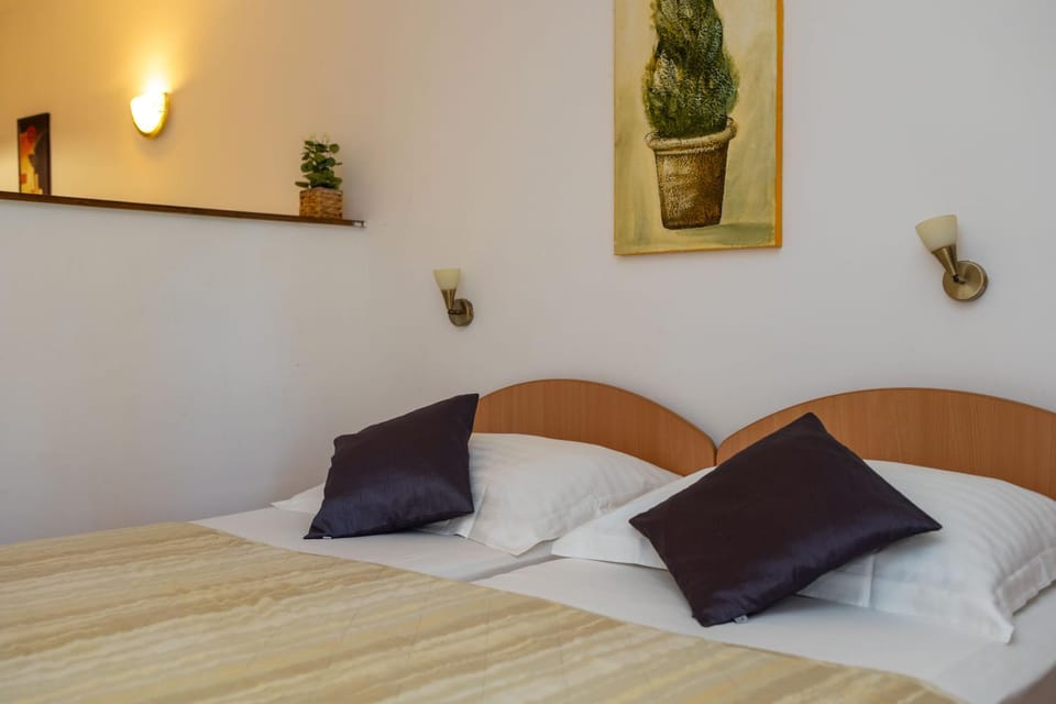 Bed, Decorative detail, Bedroom