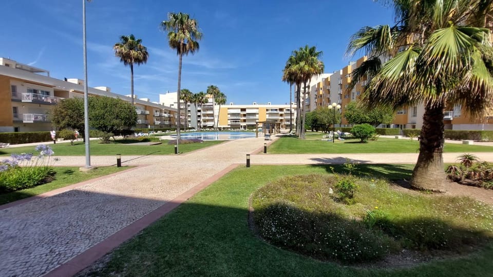 Property building, Garden, Swimming pool