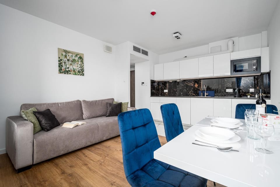 Kitchen or kitchenette, Living room, Seating area