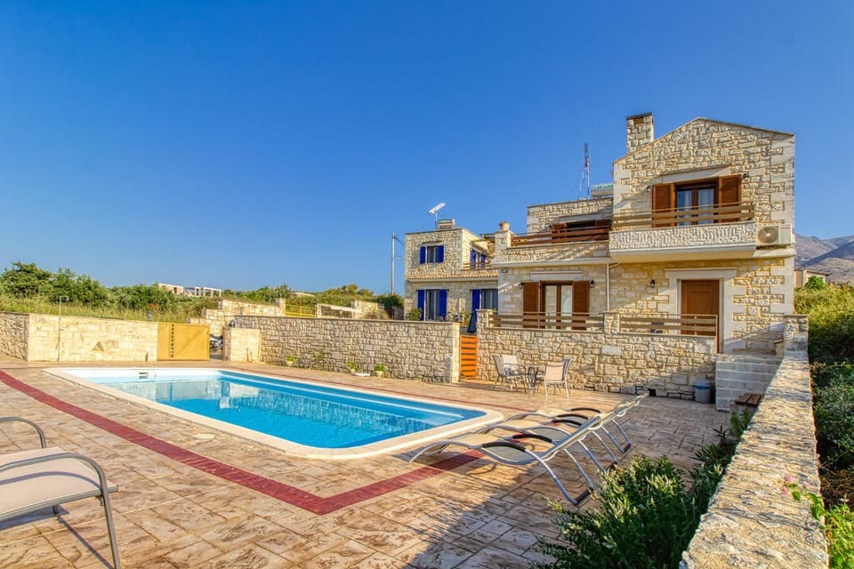 Lake Villas Villa in Crete