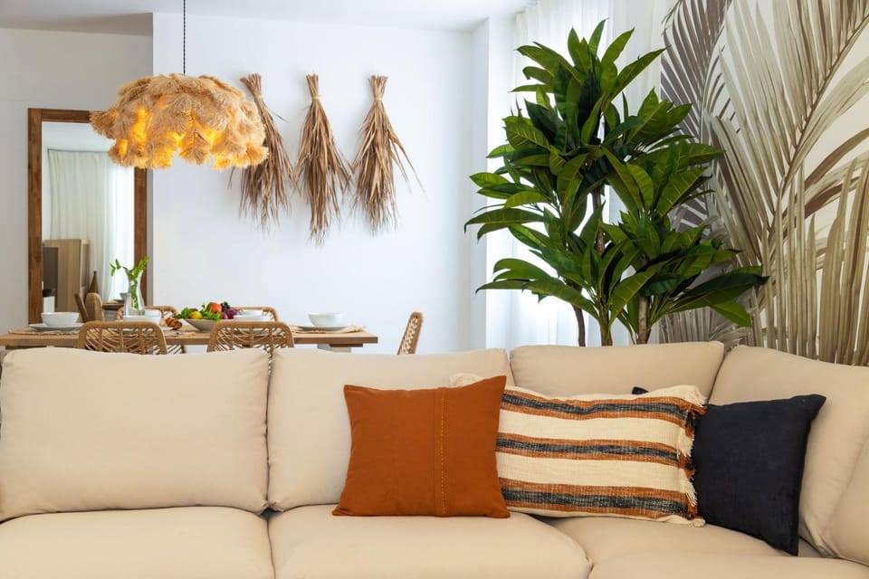 Golden Gardens, ground floor apartment with large terrace, smart TV, fibre internet, parking Apartment in Xàbia