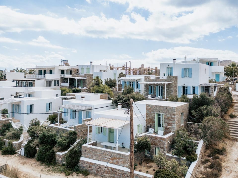 Samanti House, Leivadi Serifos House in Milos