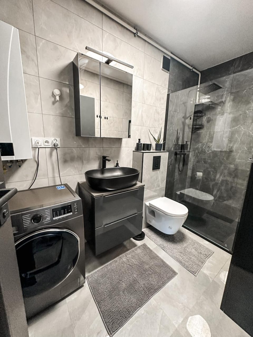 Shower, Toilet, Bathroom