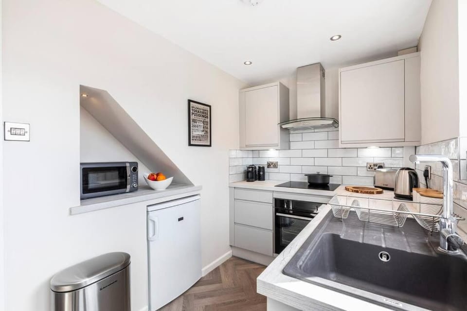 'The Cobbles' - central, stylish, garden, views House in Skipton