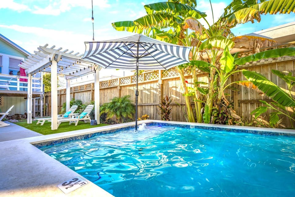 Pool view, Pool view, Swimming pool, Swimming pool