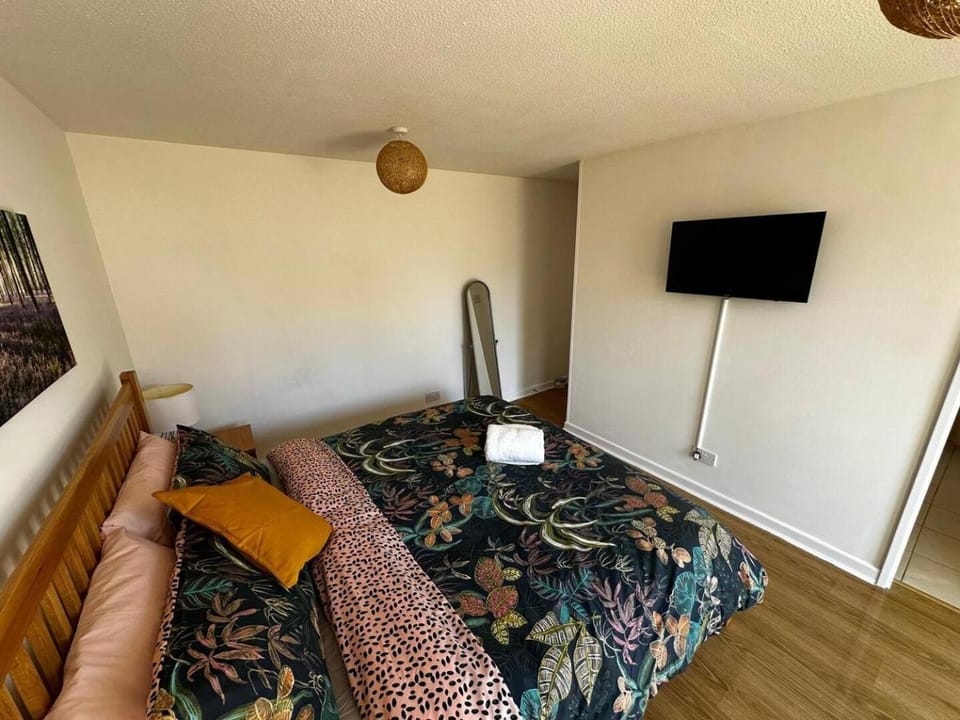 Living room, Bedroom