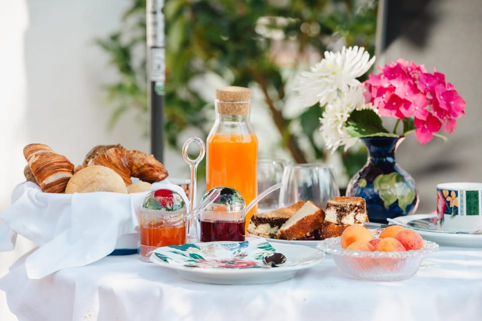 Continental breakfast