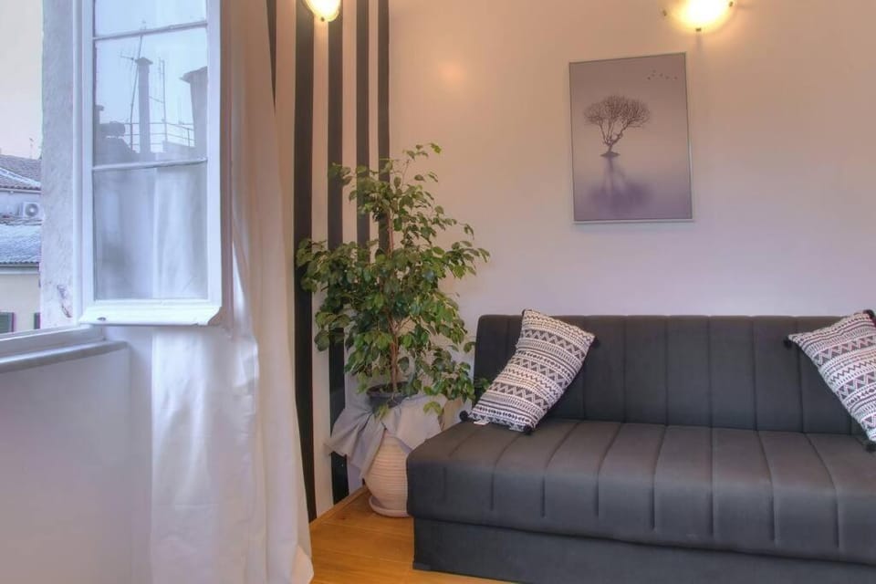 Grace's elegant suite Apartment in Corfu