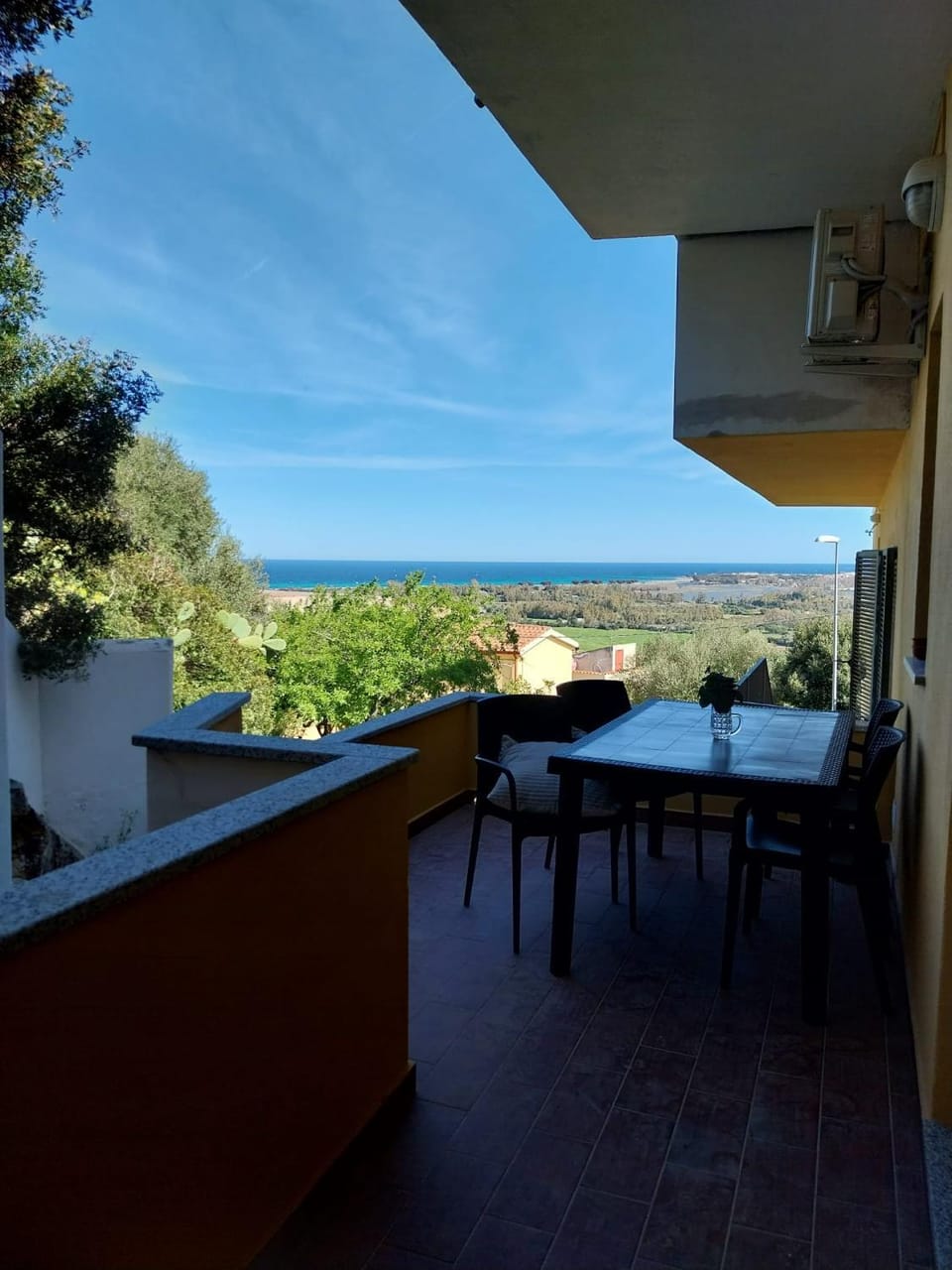 Day, Natural landscape, View (from property/room), Balcony/Terrace, Dining area