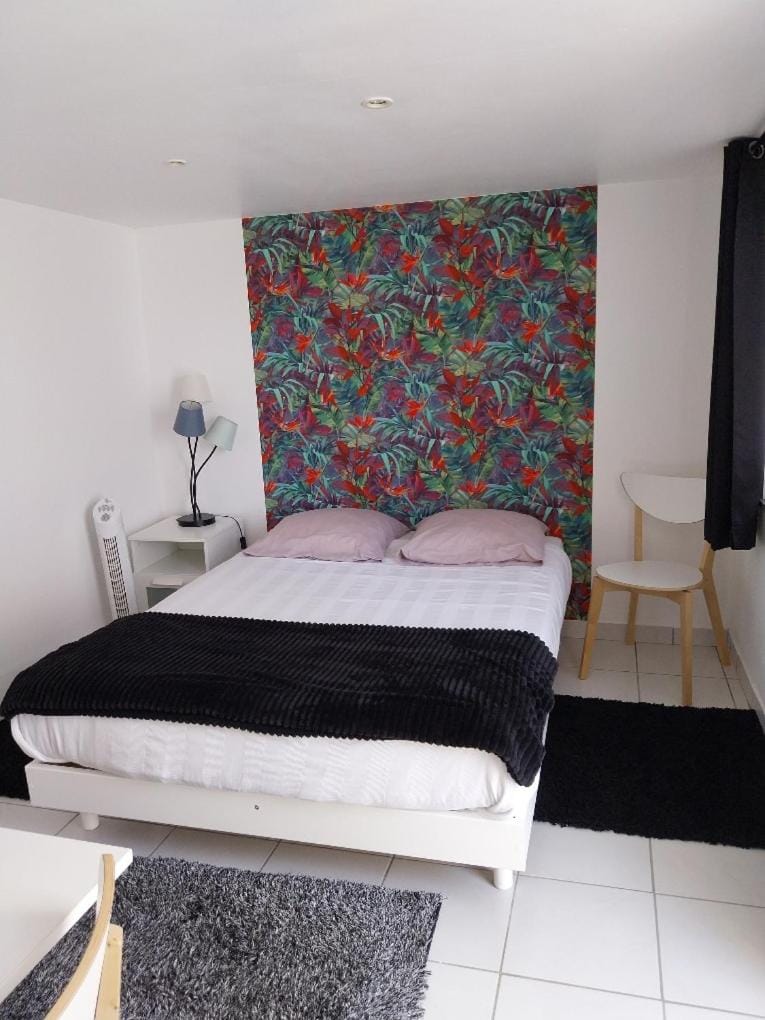 Agréable chambre pour 2 avec salle de bain et terrasse privées Vacation rental in Grand Est