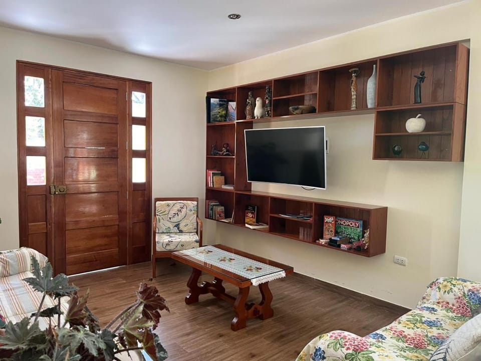 Casa Oxapampa Bed and Breakfast in Department of Pasco