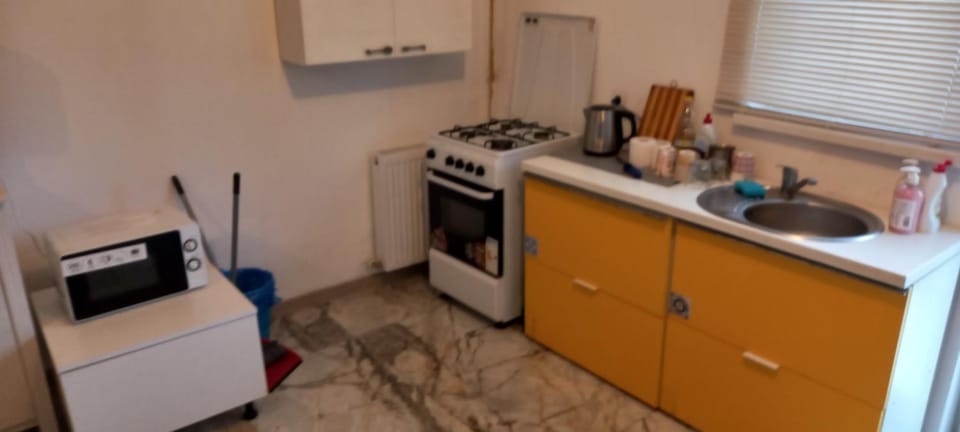 Twins Residence 2 APART HOTEL Ap 6 2 rooms Apartment in Bucharest