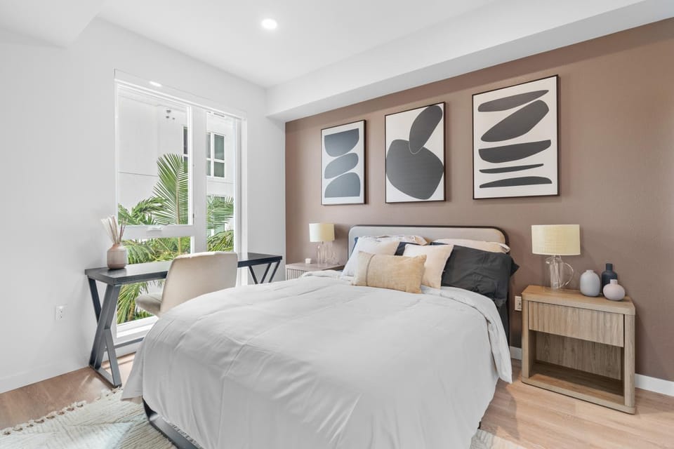 Bed, Bedroom