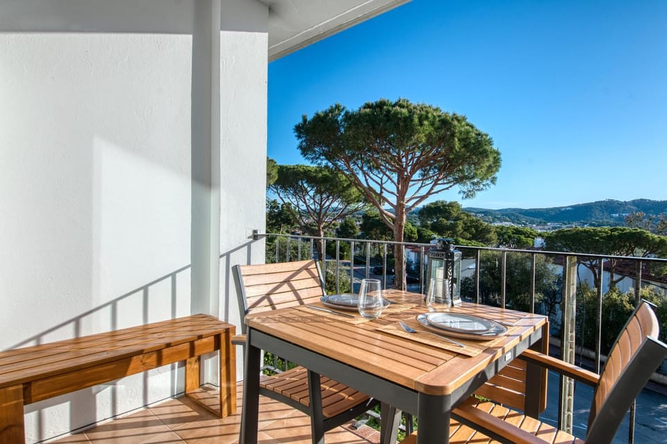 Apartamento de lujo con vistas al mar, a dos minutos de la playa Apartment in Calella de Palafrugell