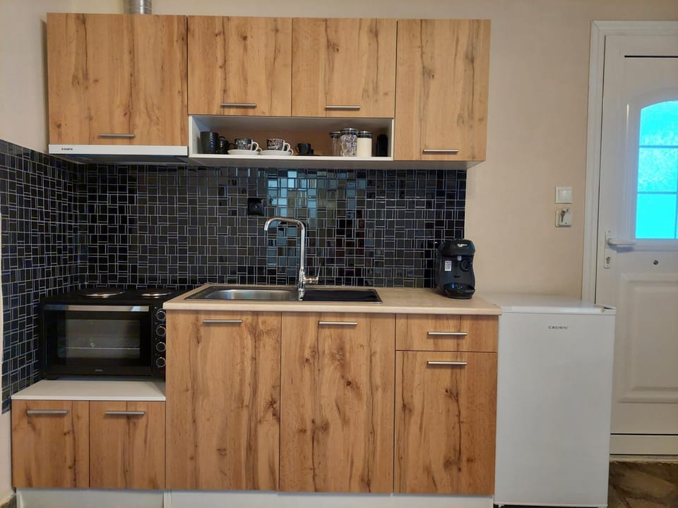 Kitchen or kitchenette, stove