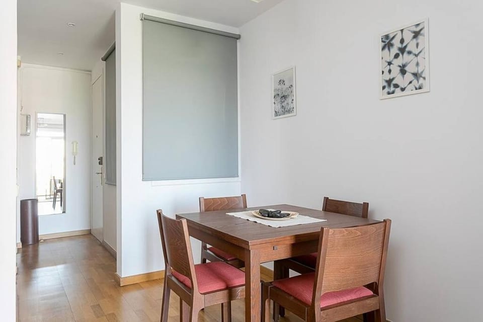 Relax In A Chic Apartment In Sants Apartment in Barcelona