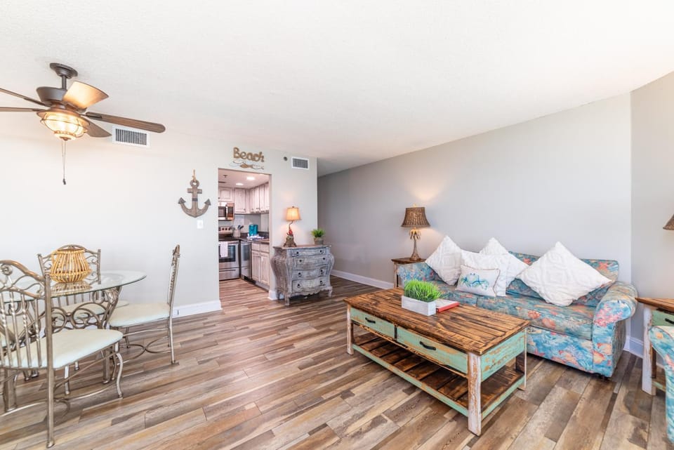 Sunbird 1104E 'Flamingo Palms' House in Panama City Beach