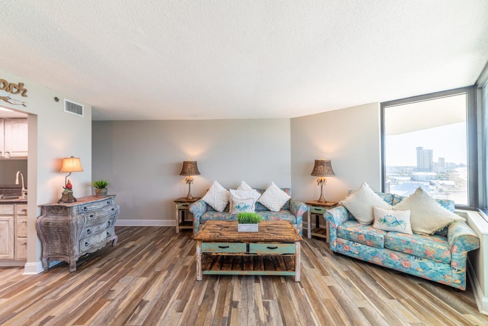 Sunbird 1104E 'Flamingo Palms' House in Panama City Beach