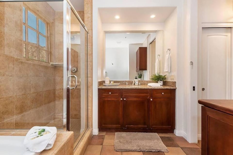 King En-Suite in La Quinta- 1 Bed Villa in Indian Wells