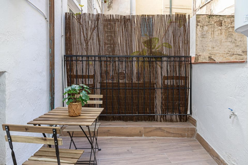 Cozy Studio In Ciutat Vella Apartment in Barcelona