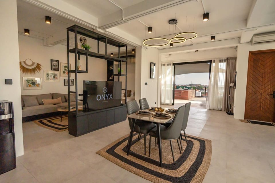 TV and multimedia, Living room, Dining area