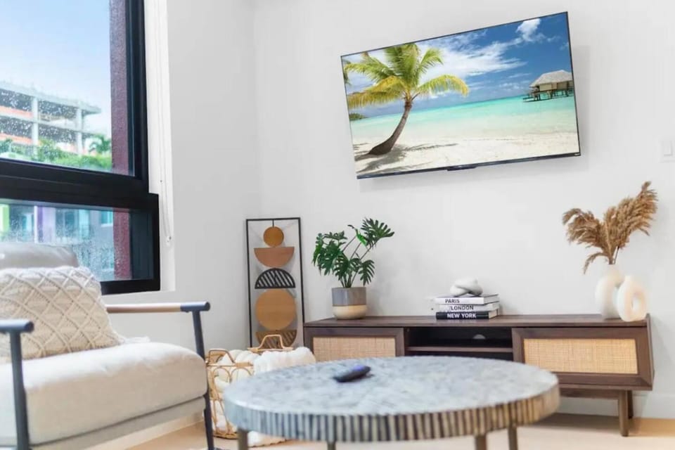TV and multimedia, Seating area