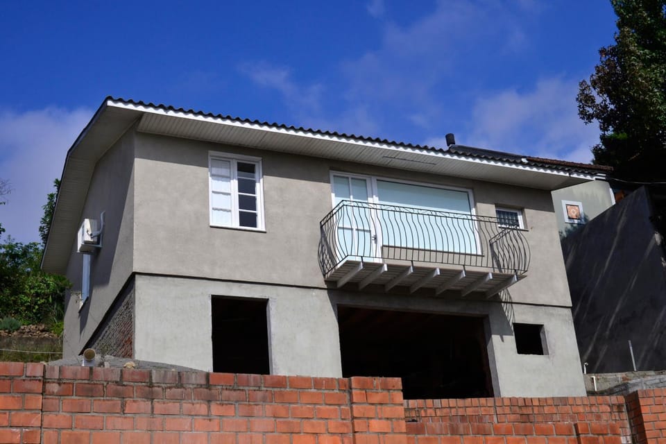 Property building, Balcony/Terrace, Balcony/Terrace