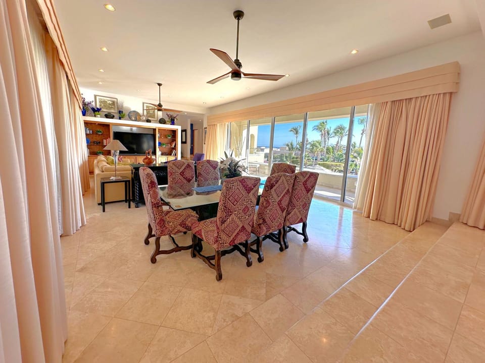 Casa Struthers, Luxury Villa, Beach Access Villa in Cabo San Lucas