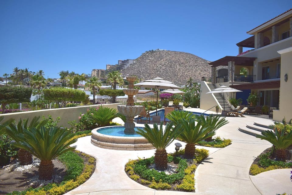 Casa Struthers, Luxury Villa, Beach Access Villa in Cabo San Lucas
