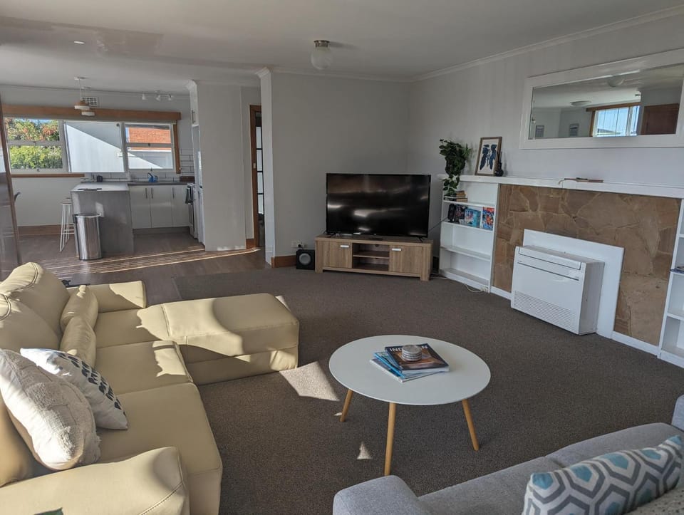 Communal lounge/ TV room, Living room, kitchen