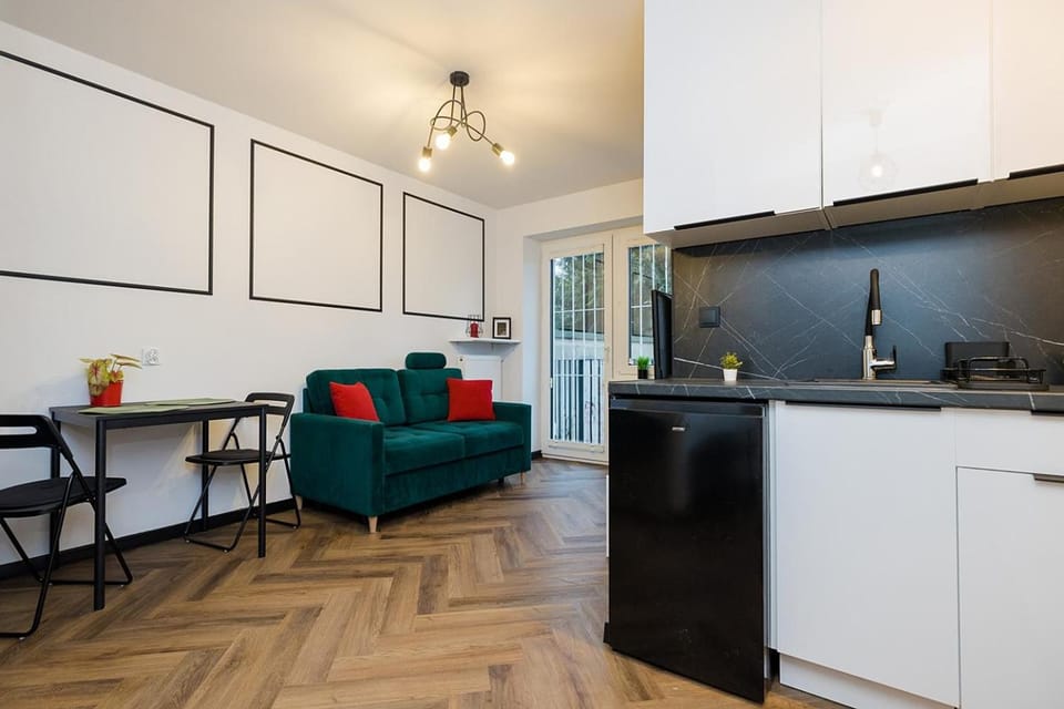 Kitchen or kitchenette, Seating area, Dining area, pet friendly