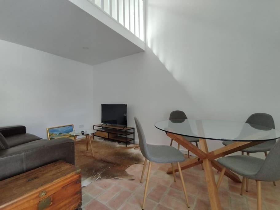 28 Casa do Avô - 2Km from the beach House in Setubal District