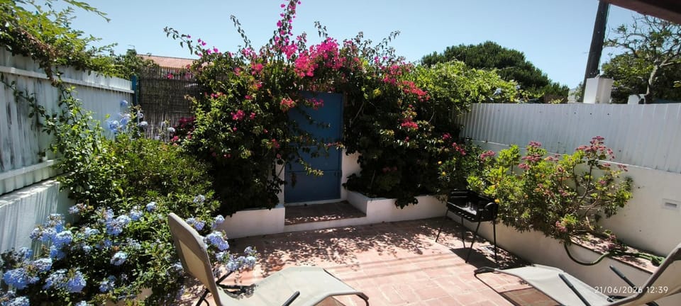 28 Casa do Avô - 2Km from the beach House in Setubal District